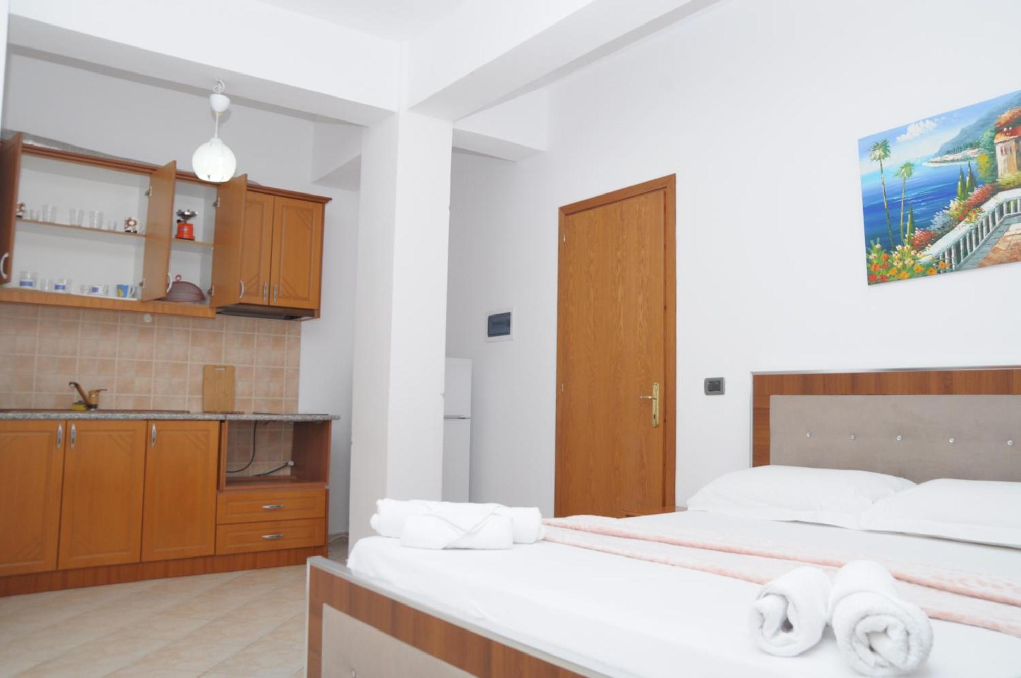 Hola Rooms Ksamil Bagian luar foto