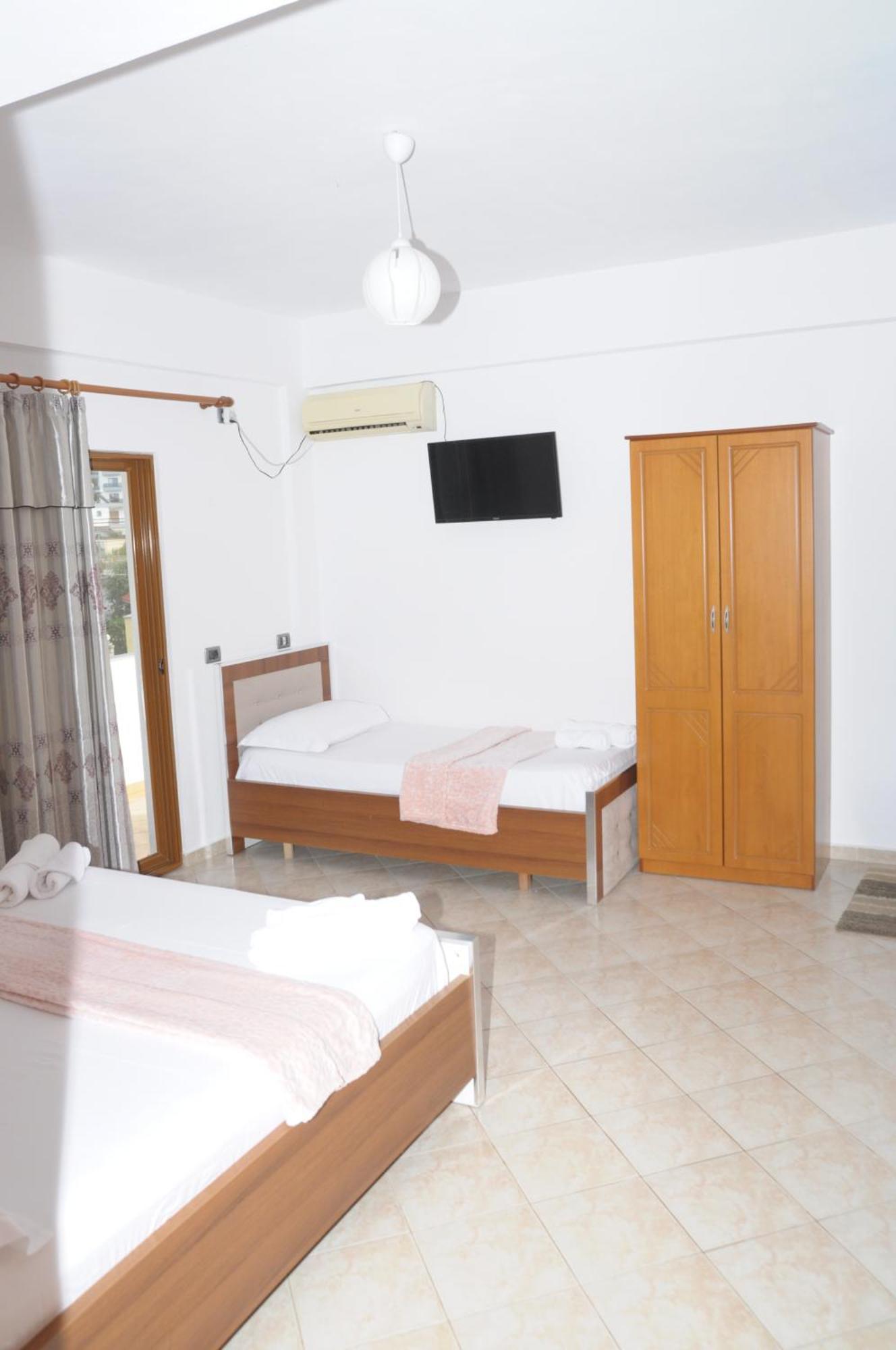 Hola Rooms Ksamil Bagian luar foto