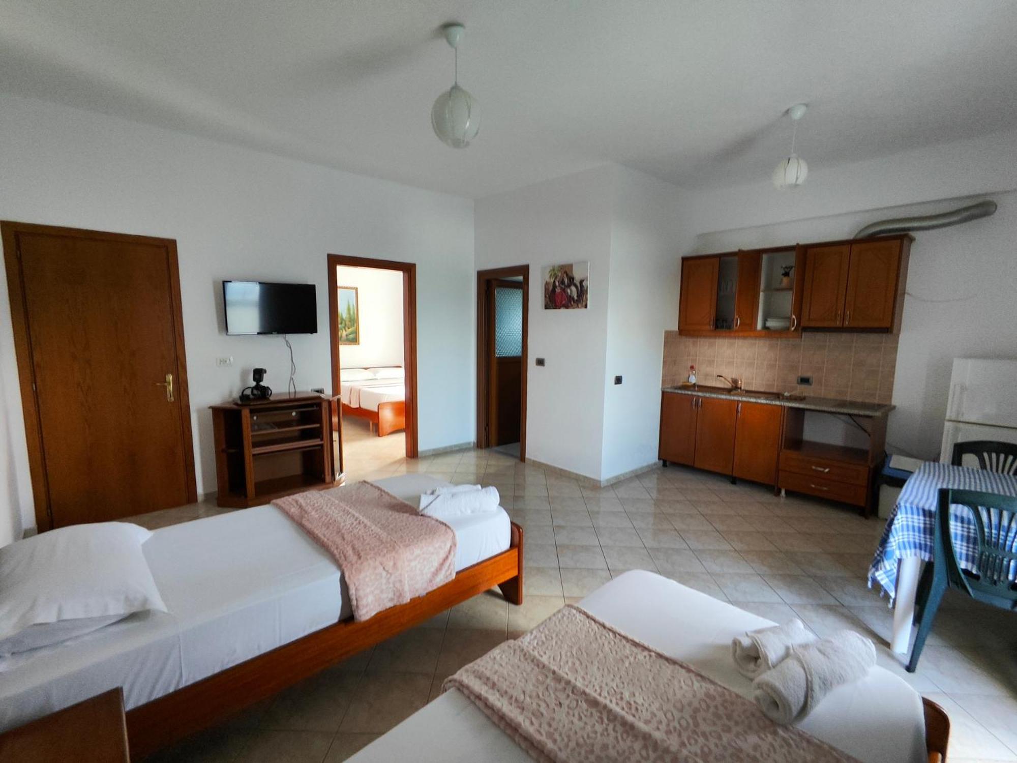 Hola Rooms Ksamil Bagian luar foto