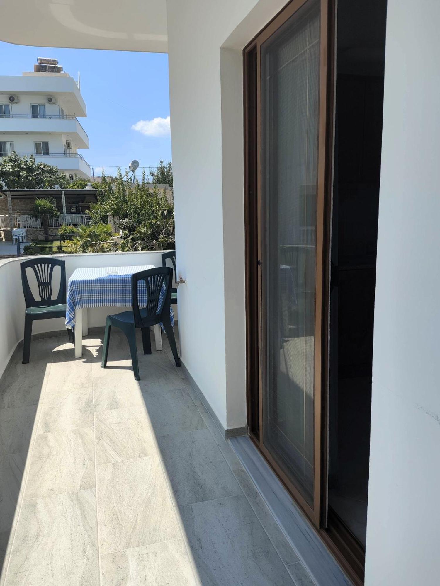 Hola Rooms Ksamil Bagian luar foto
