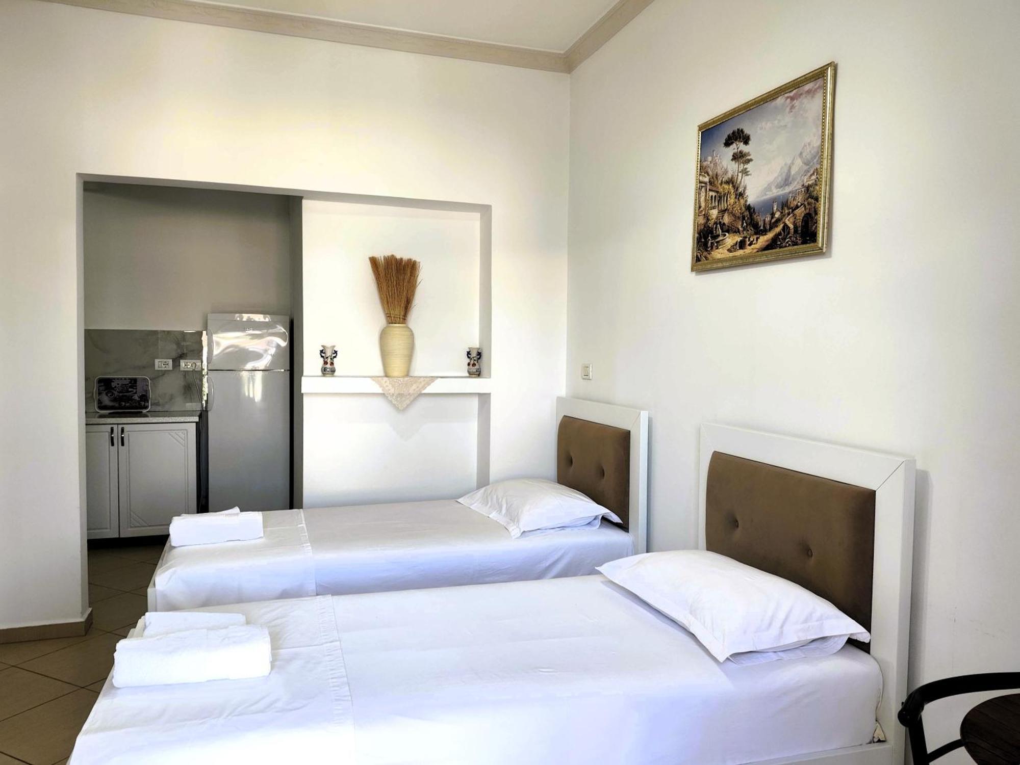 Hola Rooms Ksamil Bagian luar foto